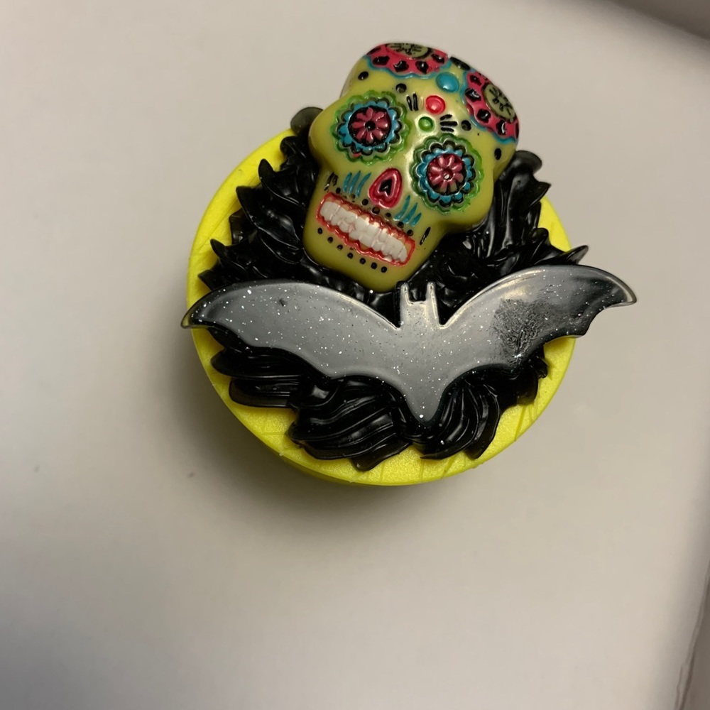 Custom Yellow Day of the Dead skull Phone Grip